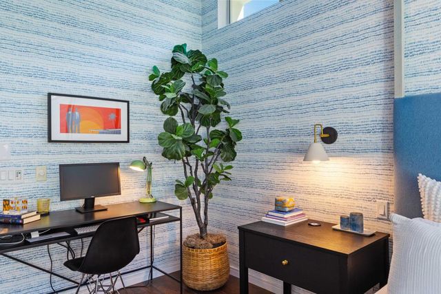 1000 Surrey Lane, Palm Springs, CA 92264