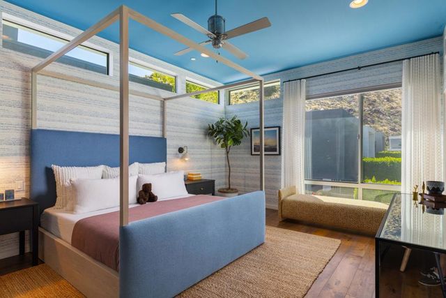 1000 Surrey Lane, Palm Springs, CA 92264