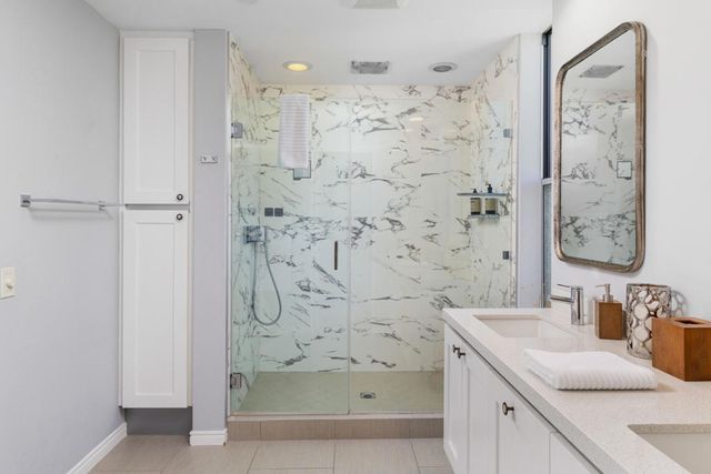 1000 Surrey Lane, Palm Springs, CA 92264