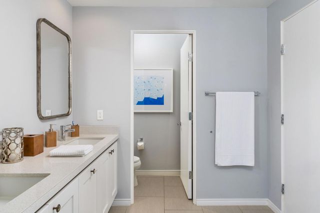 1000 Surrey Lane, Palm Springs, CA 92264