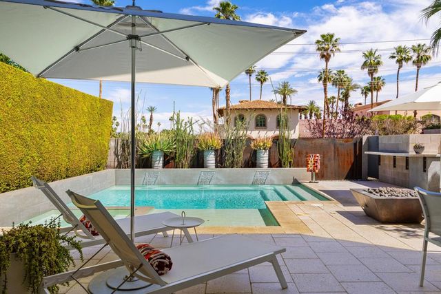 1000 Surrey Lane, Palm Springs, CA 92264