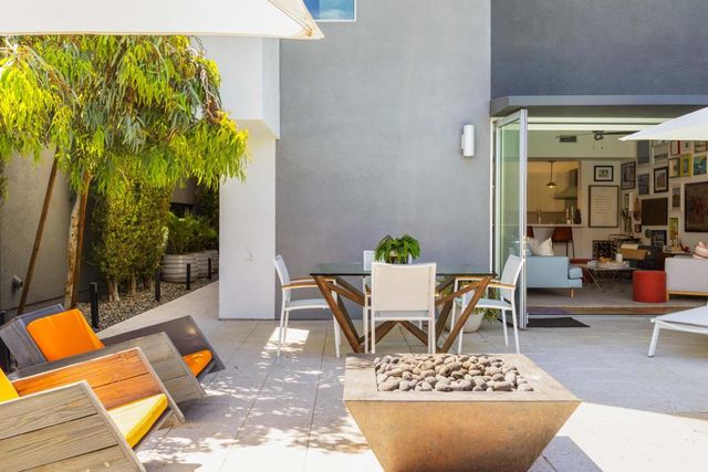 1000 Surrey Lane, Palm Springs, CA 92264