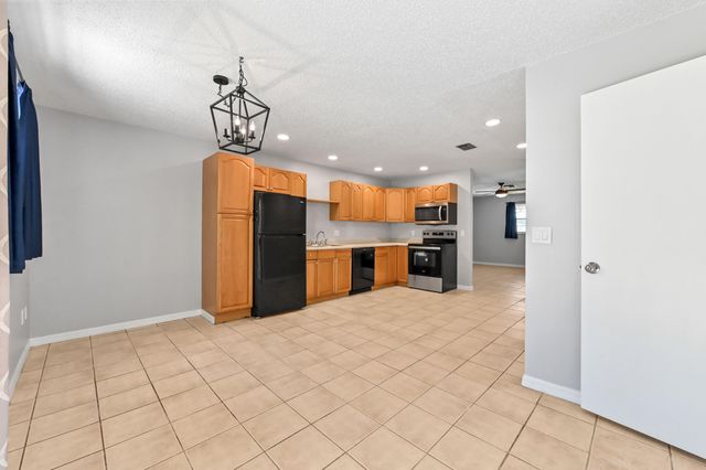4550 SE Salvatori Road, Stuart, FL 34997