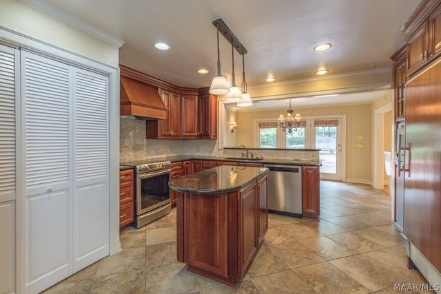 3463 Bankhead Avenue, Montgomery, AL 36111
