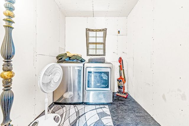 1430 Sixteenth, Rockport, TX 78382