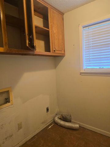 3704 Teri Lynn Dr., Longview, TX 75604