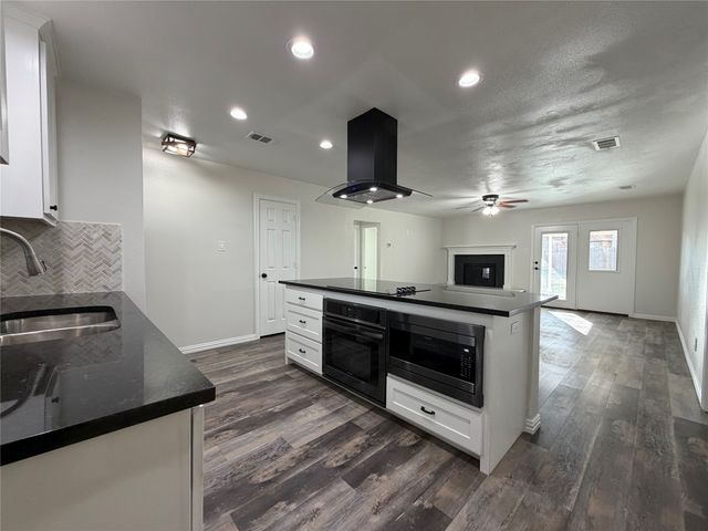 420 Opal Street, Saginaw, TX 76179