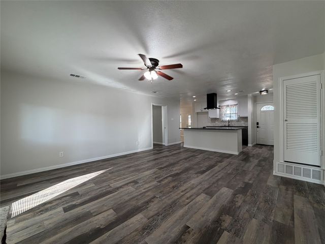 420 Opal Street, Saginaw, TX 76179