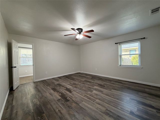 420 Opal Street, Saginaw, TX 76179