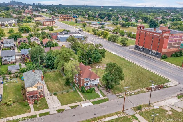 8790 Kimberly Court, Detroit, MI 48204