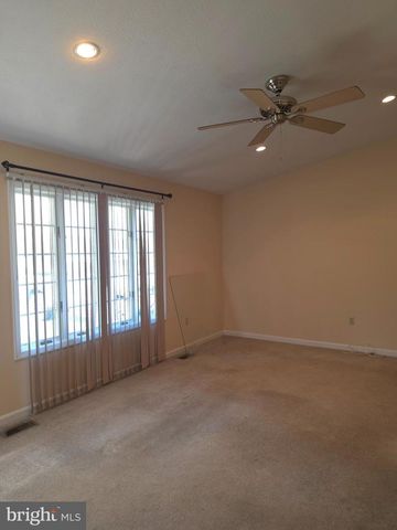 142 BRADDOCK BLVD, Inwood, WV 25428