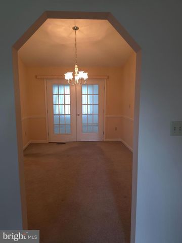 142 BRADDOCK BLVD, Inwood, WV 25428