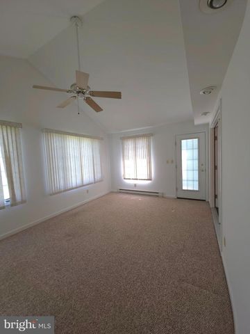 142 BRADDOCK BLVD, Inwood, WV 25428