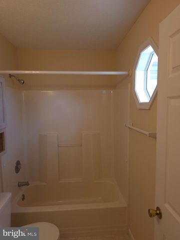 142 BRADDOCK BLVD, Inwood, WV 25428