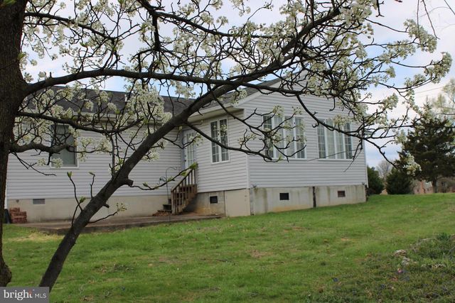 142 BRADDOCK BLVD, Inwood, WV 25428