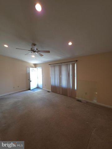 142 BRADDOCK BLVD, Inwood, WV 25428