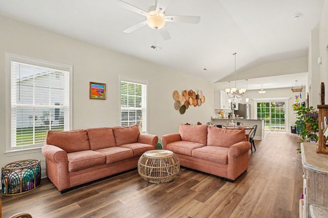 1511 6th Ave., Conway, SC 29526