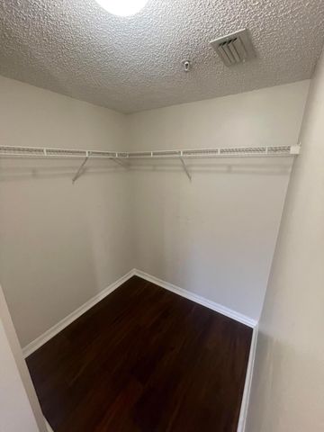 400 N Crestwood Ct Court N 417, Royal Palm Beach, FL 33411