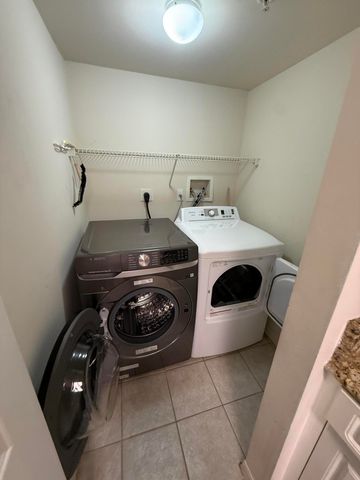400 N Crestwood Ct Court N 417, Royal Palm Beach, FL 33411