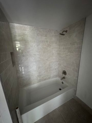 400 N Crestwood Ct Court N 417, Royal Palm Beach, FL 33411