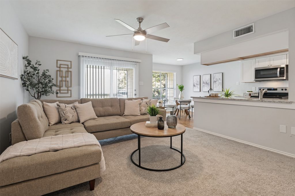 2535 Wedglea Drive 235, Dallas, TX 75211 — exterior