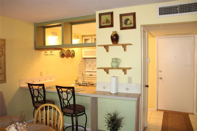 14130 ROSEMARY LANE 1117, Largo, FL 33774