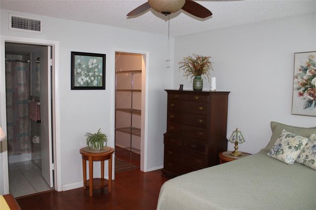 14130 ROSEMARY LANE 1117, Largo, FL 33774