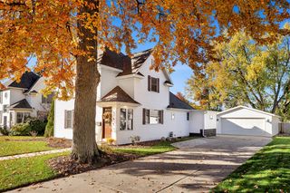 276 S Maple Street, Zeeland, MI 49464