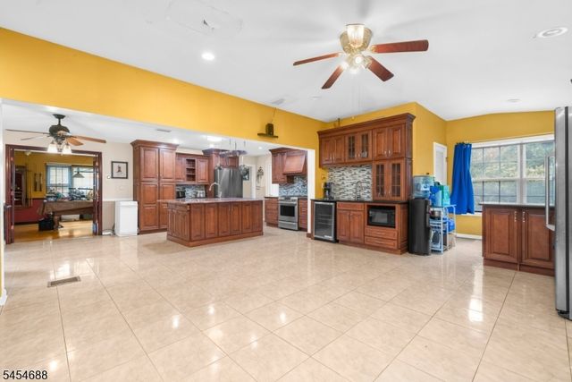 370 Harlingen Rd, Montgomery Twp., NJ 08502