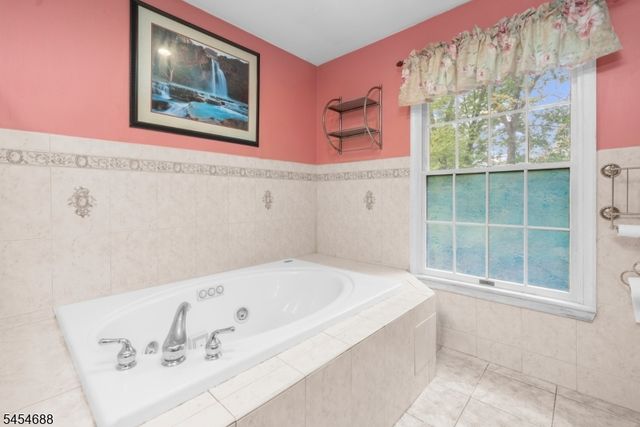 370 Harlingen Rd, Montgomery Twp., NJ 08502