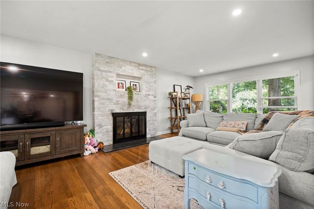 399 Mineola Avenue, Akron, OH 44320