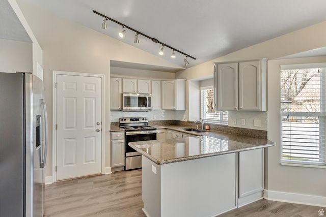 721 E SHADING LN, Draper, UT 84020