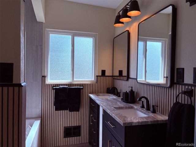5944 S Fairfield Street, Littleton, CO 80120