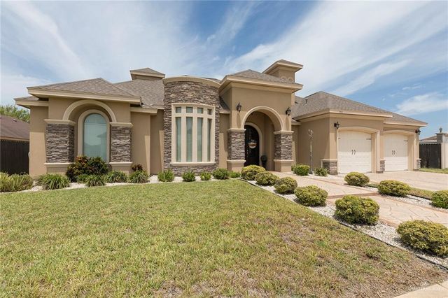 352 Sierra Drive, Rio Grande City, TX 78582