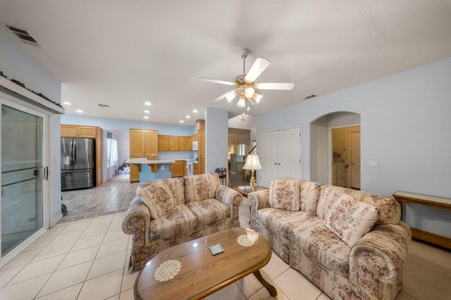 2101 Arabian Way, Turlock, CA 95380