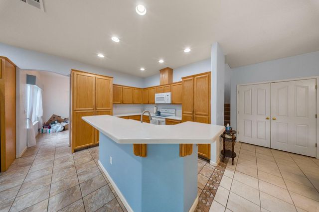 2101 Arabian Way, Turlock, CA 95380