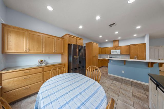 2101 Arabian Way, Turlock, CA 95380