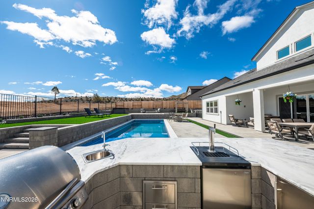 2958 Murrelet Way, Sparks, NV 89441