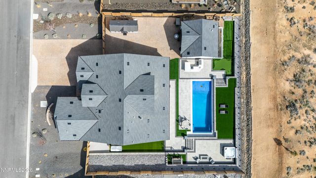 2958 Murrelet Way, Sparks, NV 89441