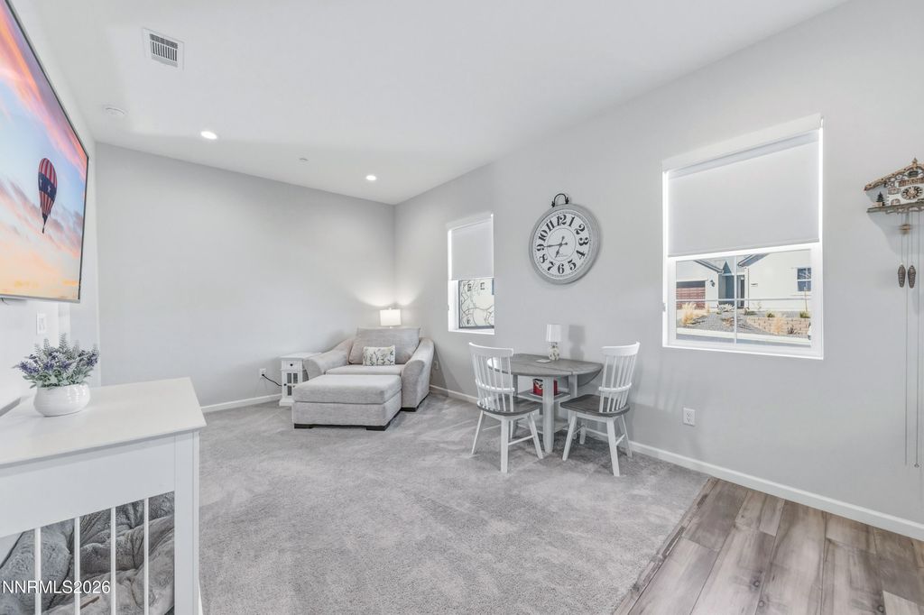 Image 33 of property listing at 2958 Murrelet Way, Sparks, NV 89441