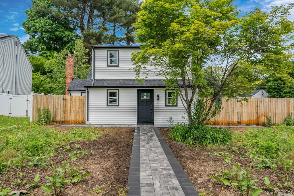 295 Cuba Hill Road, Huntington, NY 11743