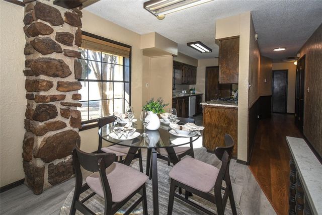 809 S Elm Street, Siloam Springs, AR 72761