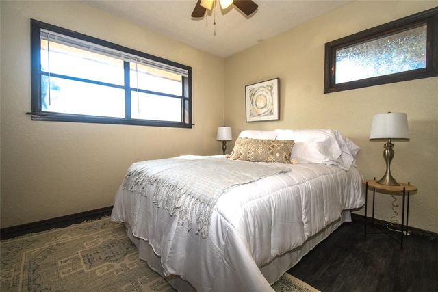 809 S Elm Street, Siloam Springs, AR 72761