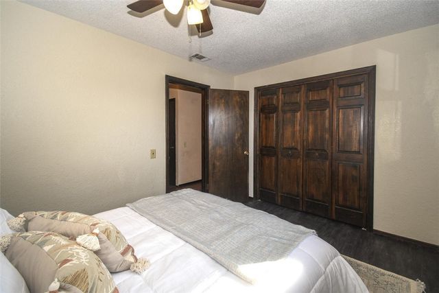 809 S Elm Street, Siloam Springs, AR 72761