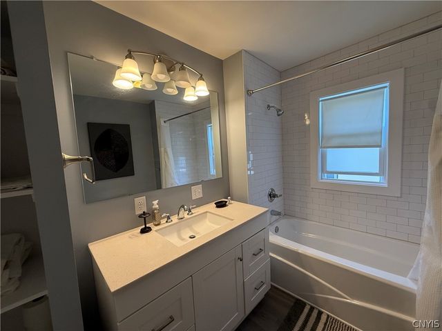 412 Court Street 2, Syracuse, NY 13208