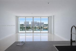 400 Sunny Isles Blvd 819, Sunny Isles Beach, FL 33160
