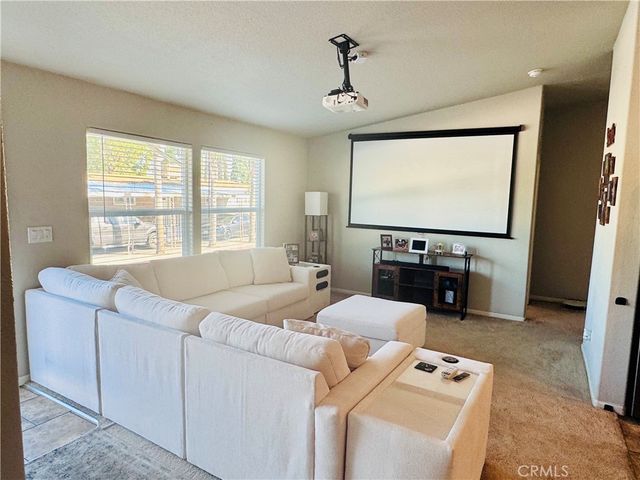 995 Pomona 63, Corona, CA 92882