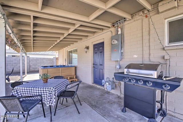 609 S PRIEST Drive, Tempe, AZ 85281