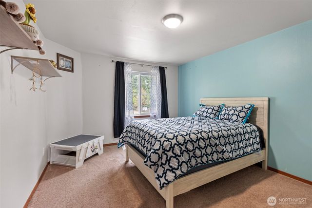 427 NE Nantucket Street, Bremerton, WA 98310