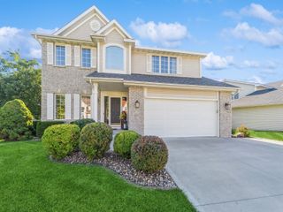 5739 NW 92nd Street, Johnston, IA 50131